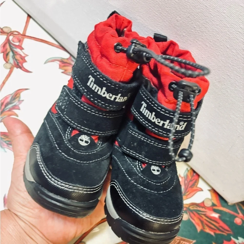 Timberland Thermolite 200 Gram Snow Boots black Red Lining EUC